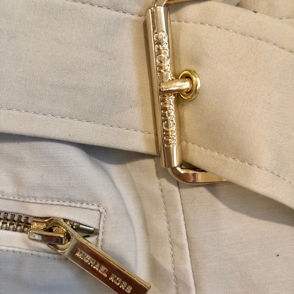 Michael Kors tan belted coat - Picture 4 of 5